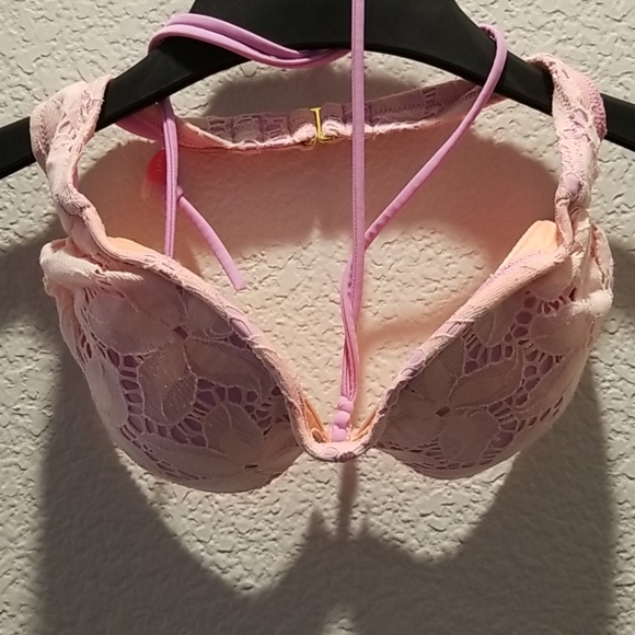 Victoria's Secret 34B Pink Bra - Picture 2 of 10